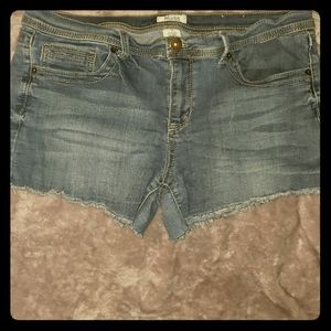 Mudd size 15 short shorts